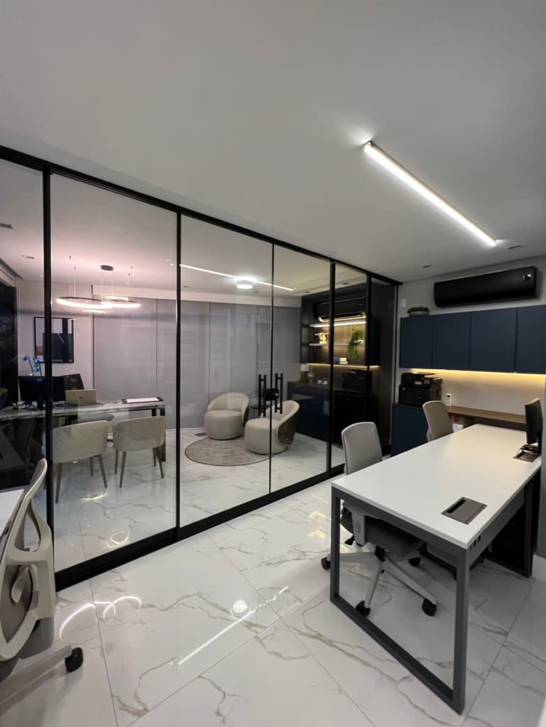 Ambiente interno da unidade Regência Contabilidade em Joinville
