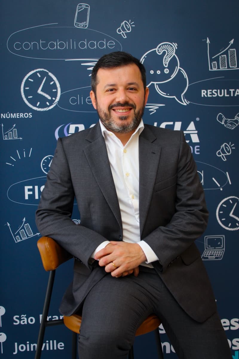 Hermeliano de Oliveira, Diretor da Regência Contabilidade